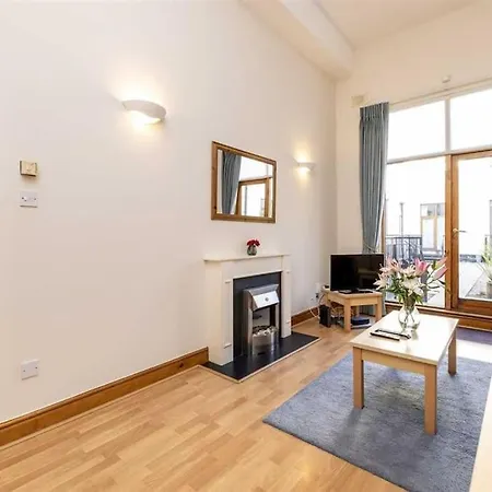 Cozy Steps From Everything - Heart Of * ダブリン